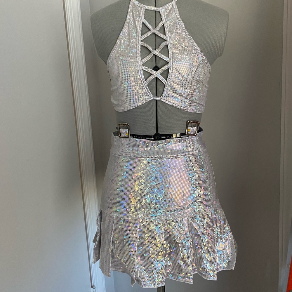 rave outfit